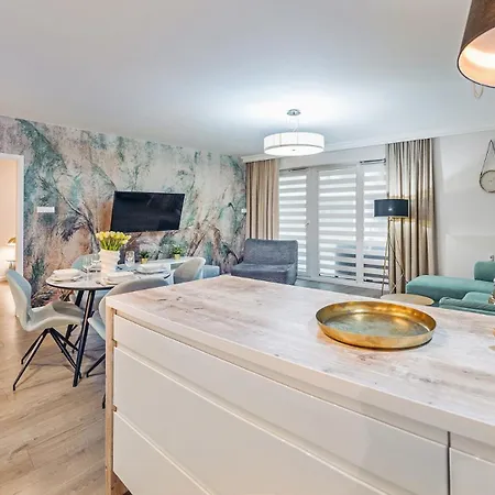 Apartment Nadmorskie Tarasy-basen Fitness Bawialnia Parking W Cenie -