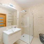 Apartman Nadmorskie Tarasy-basen Fitness Bawialnia Parking W Cenie - *