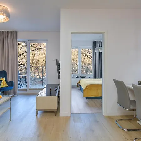 Nadmorskie Tarasy-basen Fitness Bawialnia Parking W Cenie -