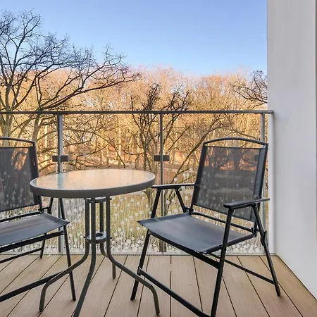 Apartment Nadmorskie Tarasy-basen Fitness Bawialnia Parking W Cenie -