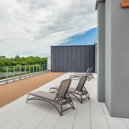 Apartment Nadmorskie Tarasy-basen Fitness Bawialnia Parking W Cenie - Kolberg