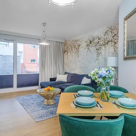 Apartment Nadmorskie Tarasy-basen Fitness Bawialnia Parking W Cenie - *