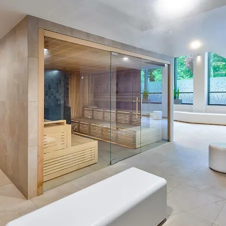 Apartment Nadmorskie Tarasy-basen Fitness Bawialnia Parking W Cenie -