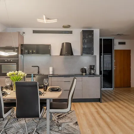 Nadmorskie Tarasy-basen Fitness Bawialnia Parking W Cenie - Kołobrzeg